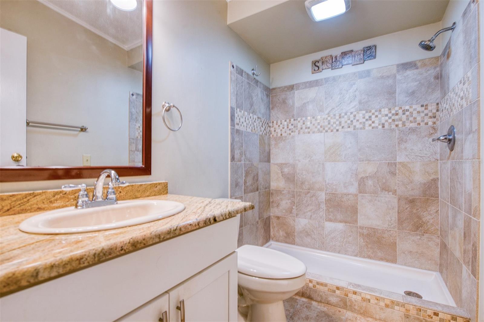 Image 30 of 52 For 8 Pelican Drive N