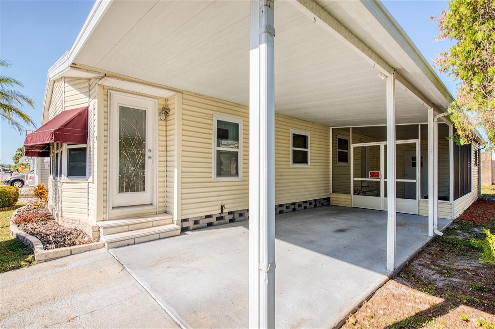 Image 36 of 52 For 8 Pelican Drive N