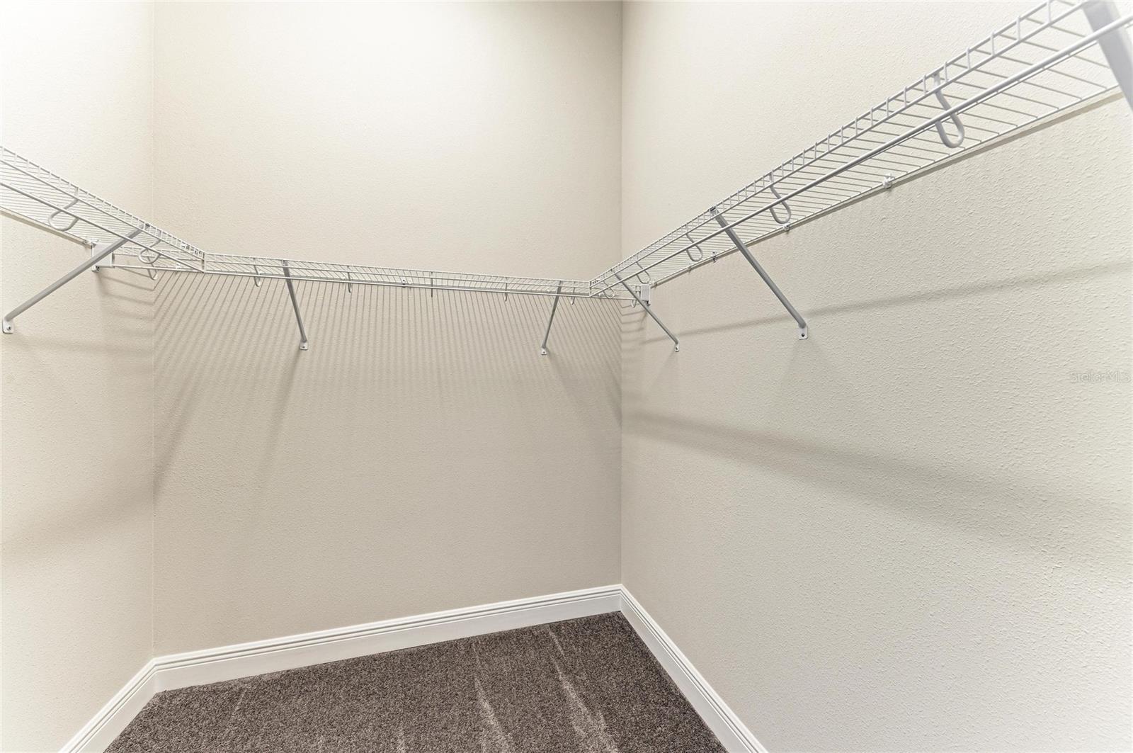 Image 9 of 26 For 12377 Oak Hill Way