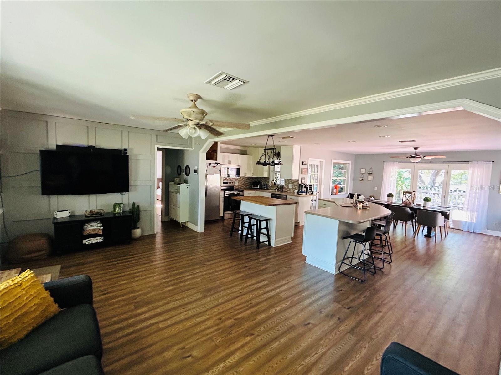 Image 6 of 36 For 2056 59th Way N