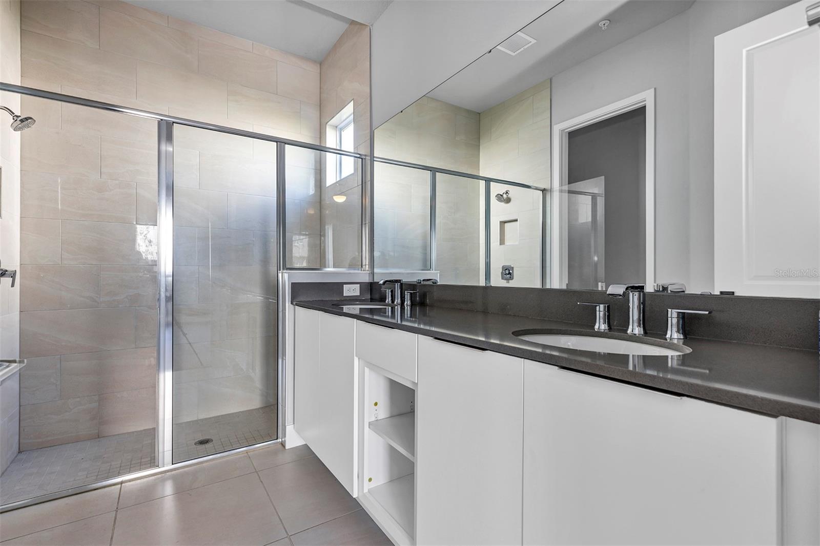 Image 20 of 54 For 7770 Sandy Ridge Drive 129