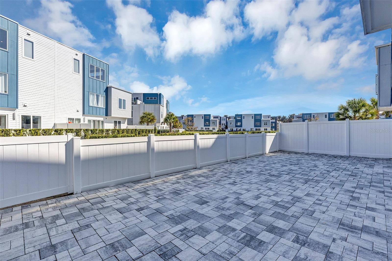 Image 31 of 54 For 7770 Sandy Ridge Drive 129