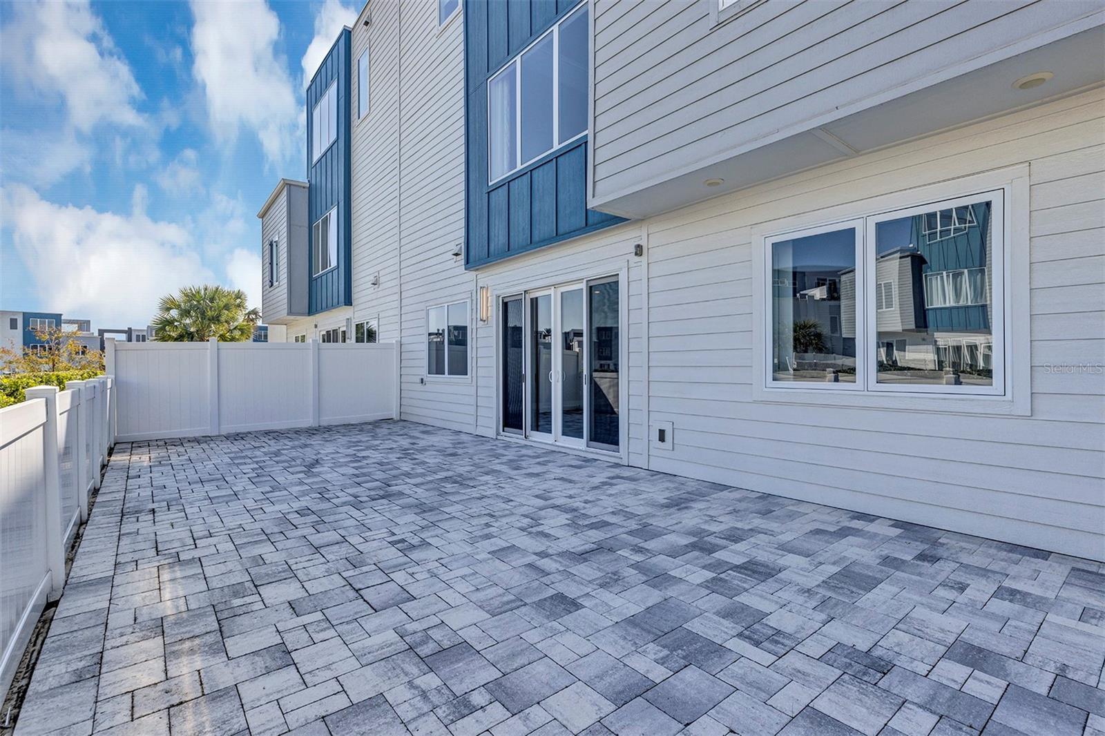 Image 32 of 54 For 7770 Sandy Ridge Drive 129