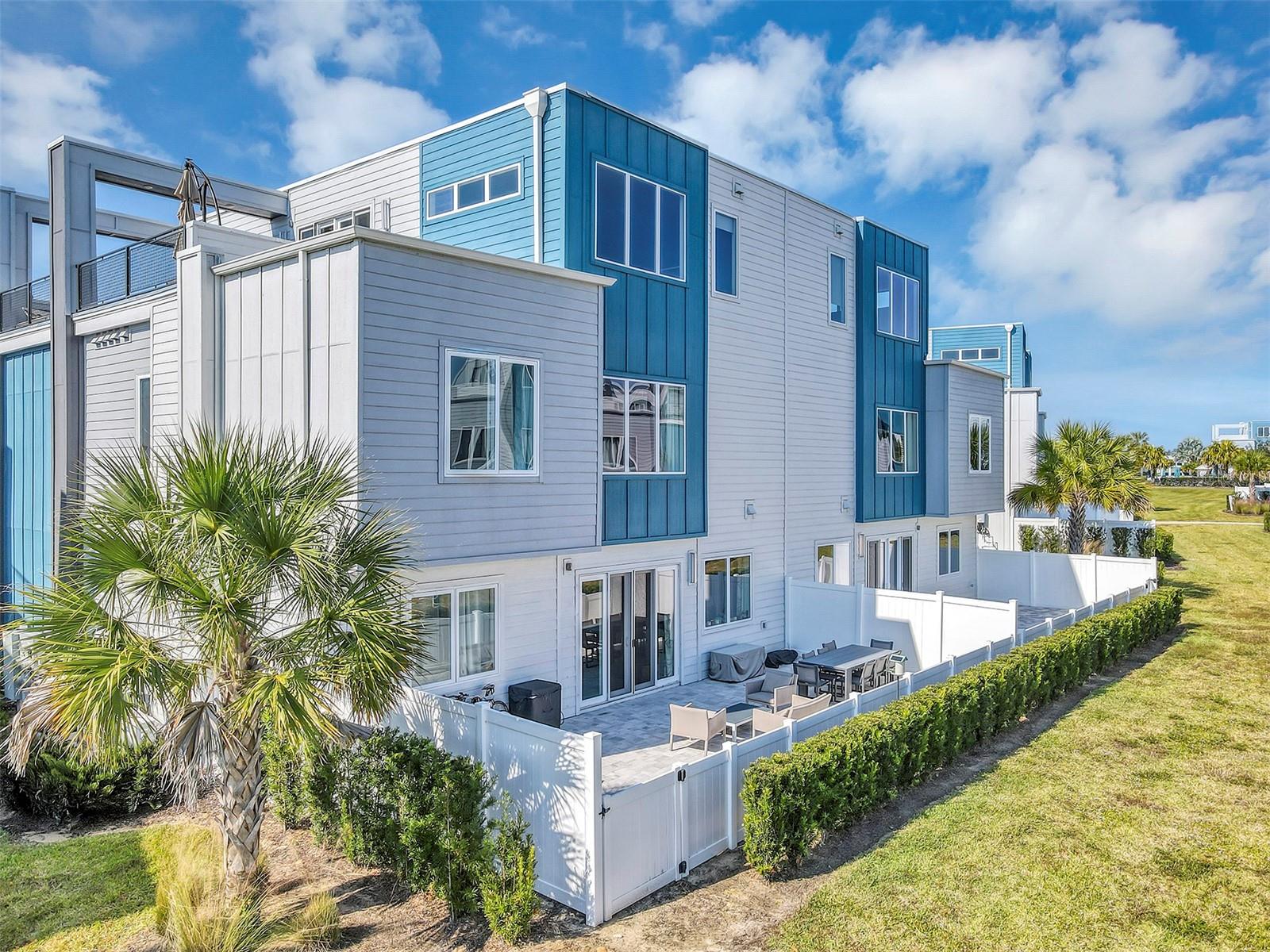 Image 38 of 54 For 7770 Sandy Ridge Drive 129