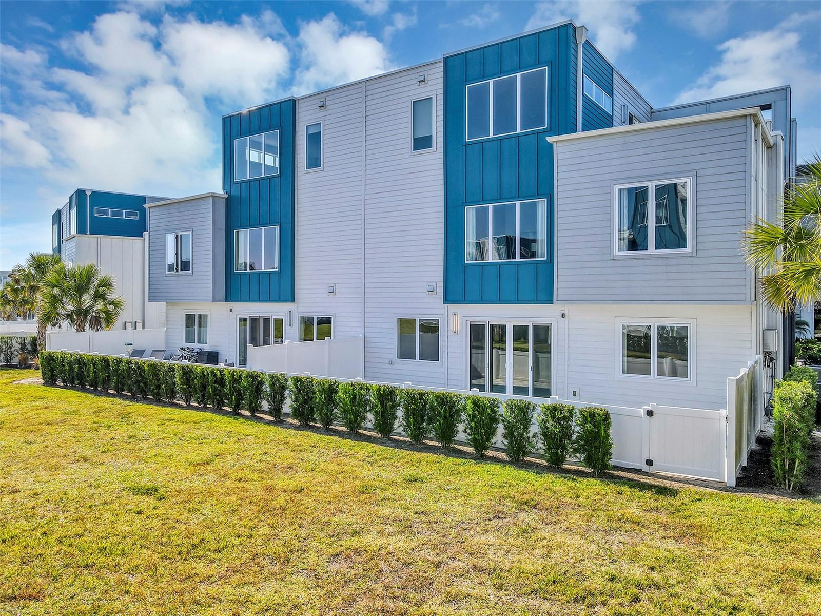 Image 40 of 54 For 7770 Sandy Ridge Drive 129