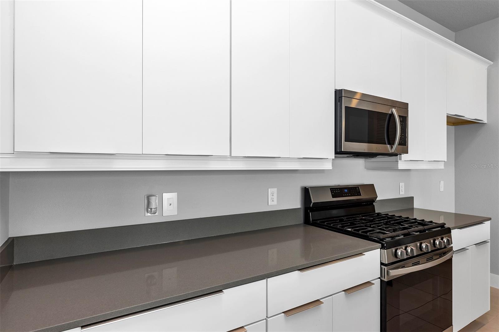 Image 9 of 54 For 7770 Sandy Ridge Drive 129