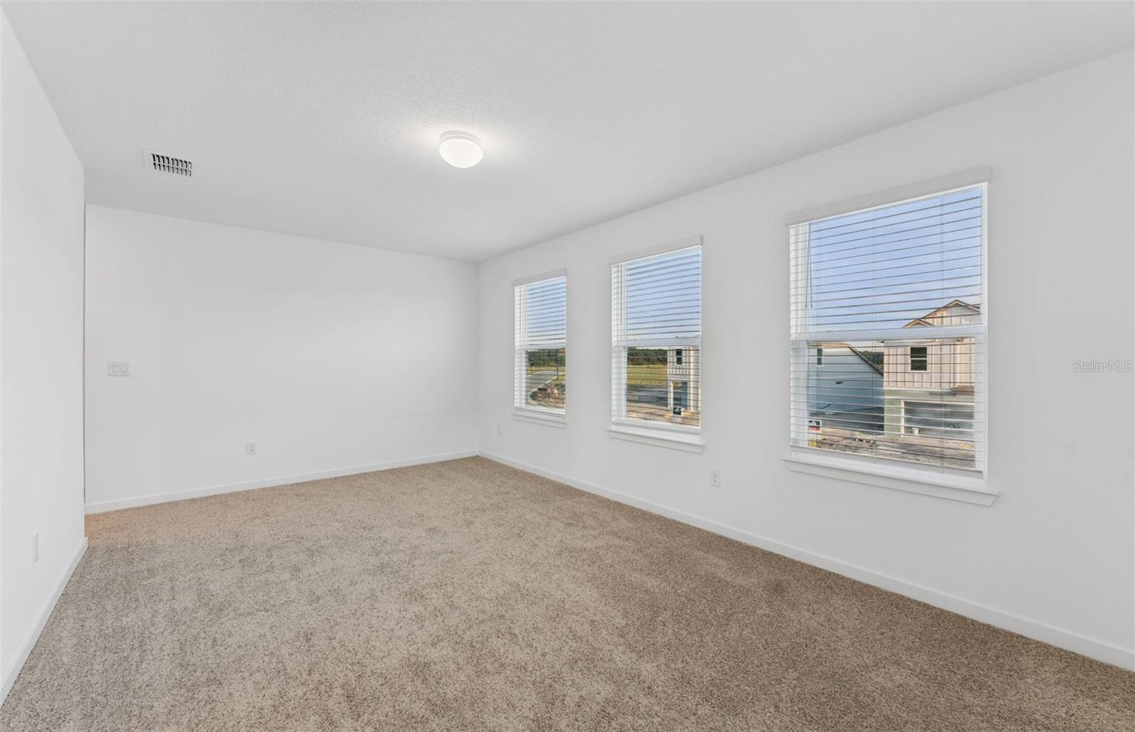 Image 10 of 26 For 36877 Rio Grande Drive