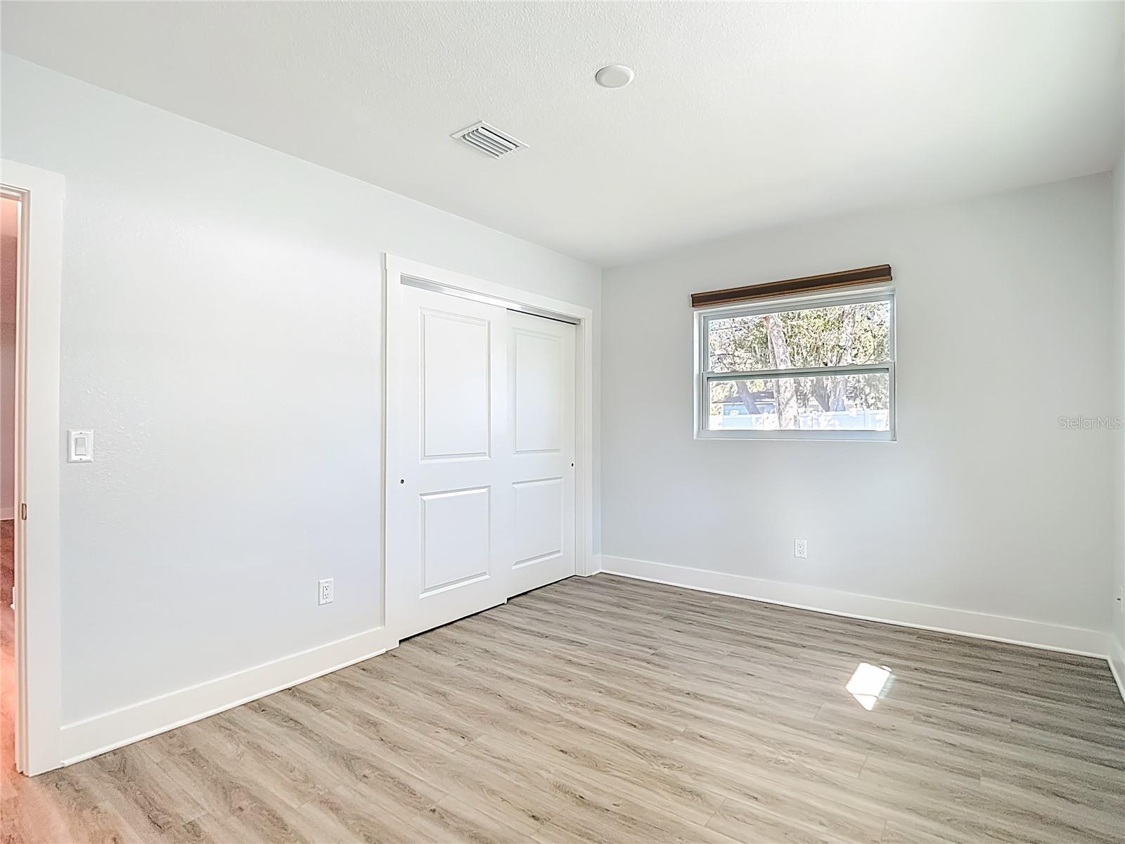 Image 14 of 37 For 1432 Pine Street