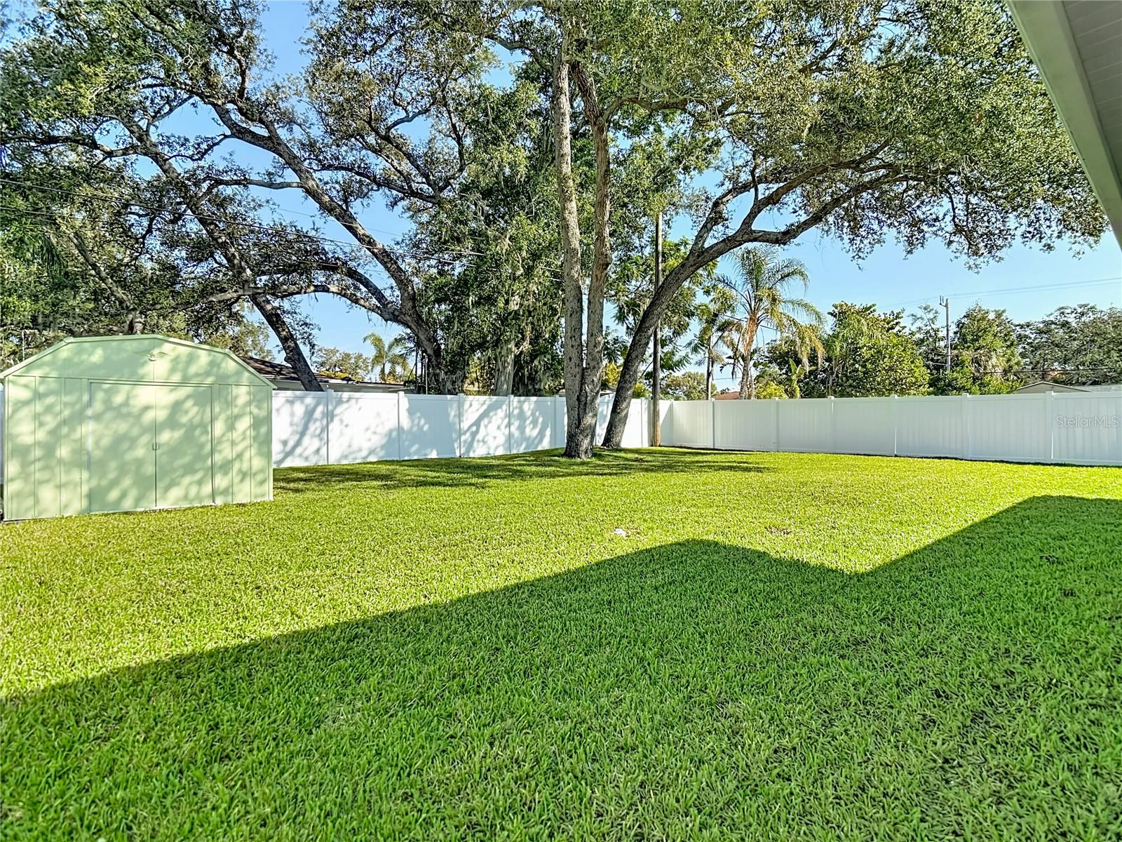 Image 23 of 37 For 1432 Pine Street