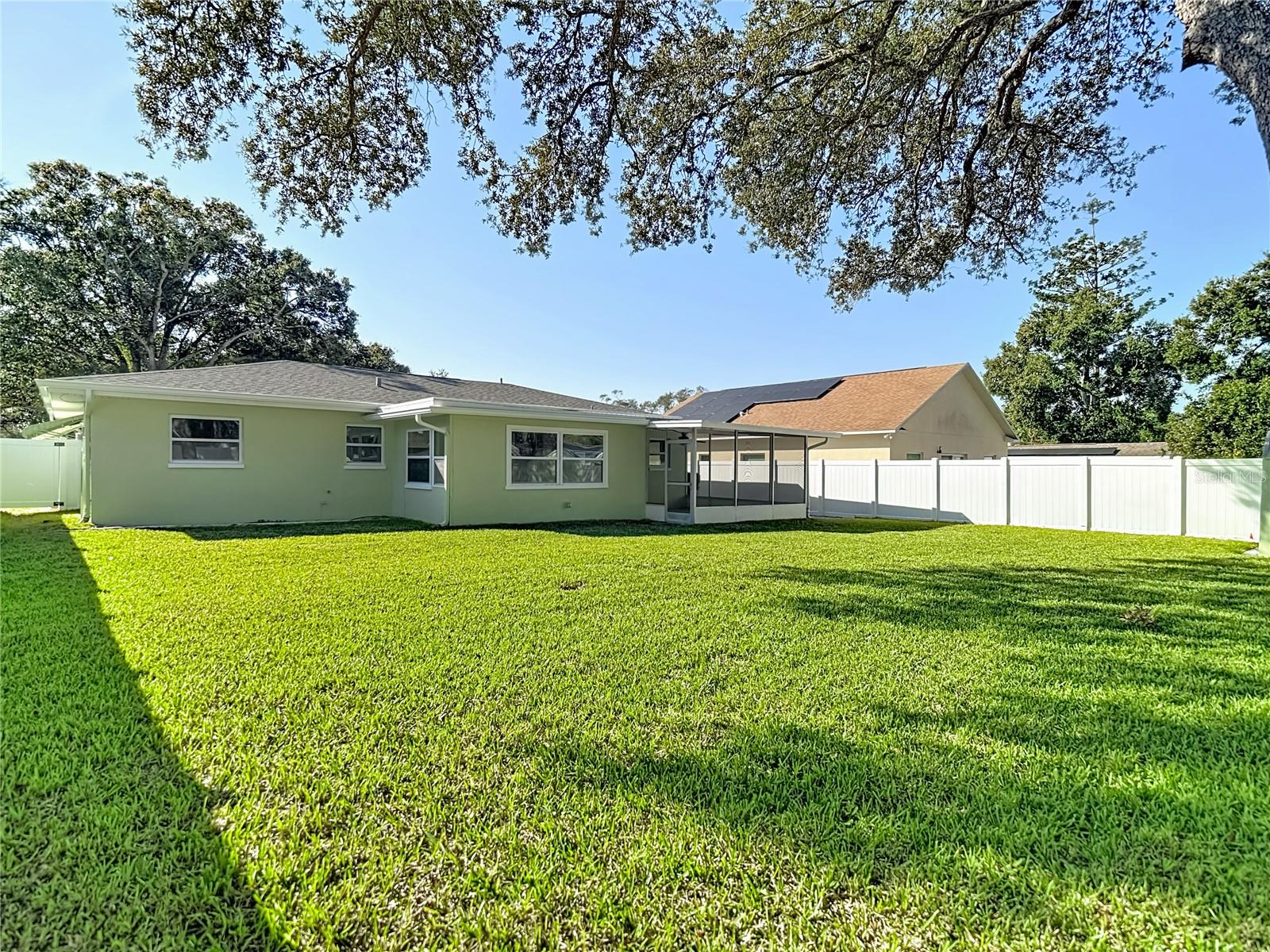 Image 25 of 37 For 1432 Pine Street