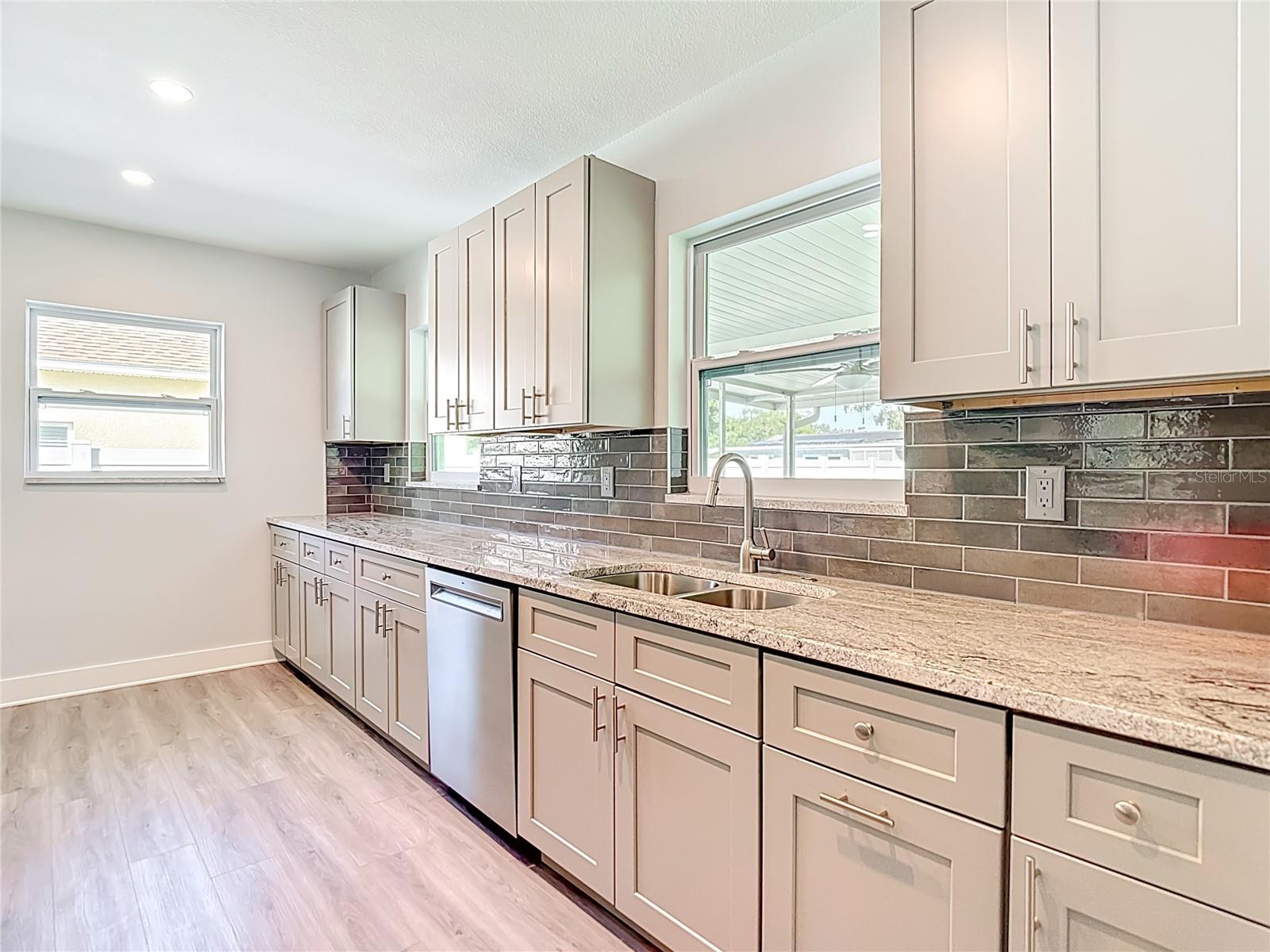 Image 7 of 37 For 1432 Pine Street