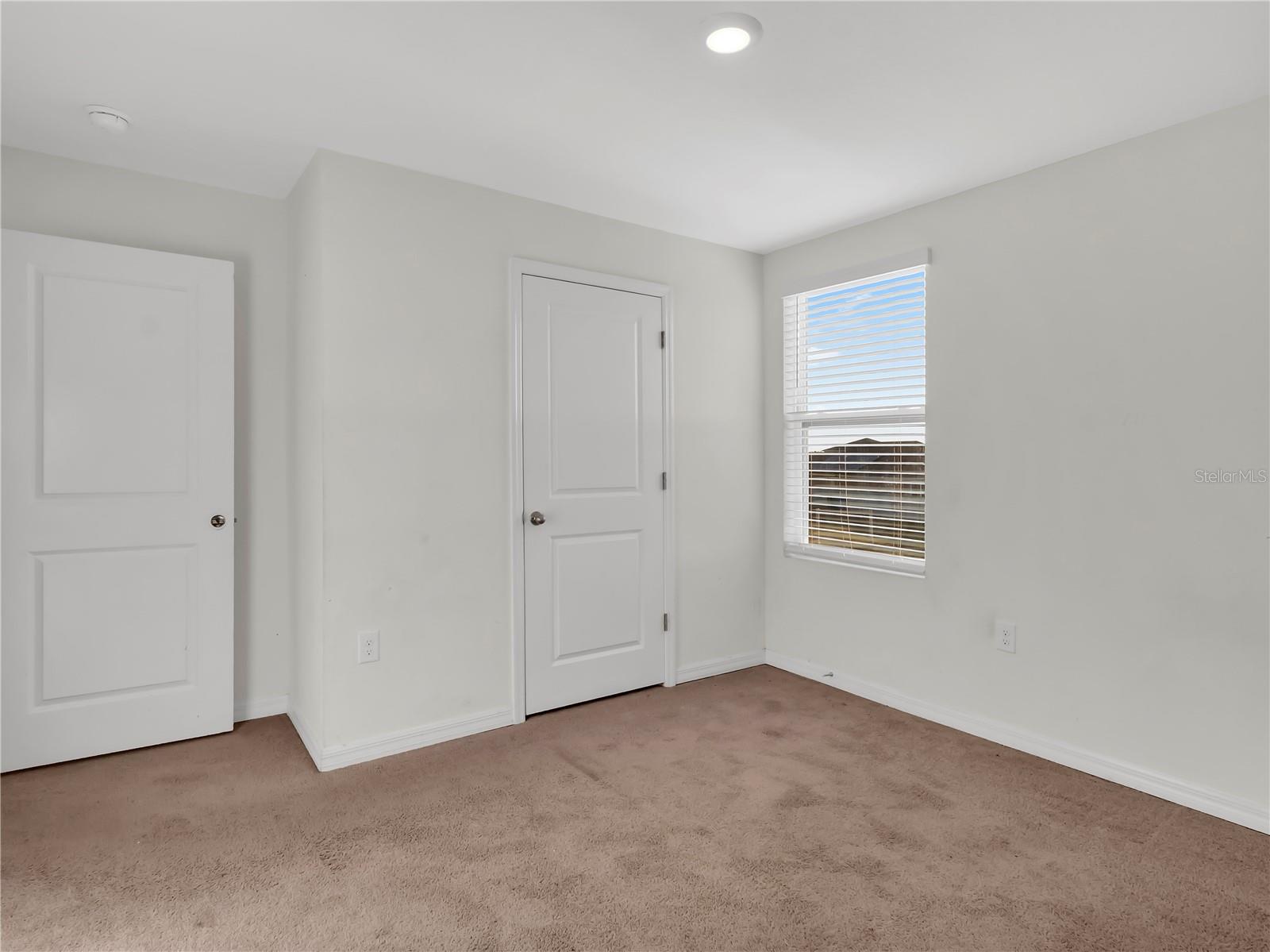 Image 19 of 43 For 16645 Mosaic Oar Drive