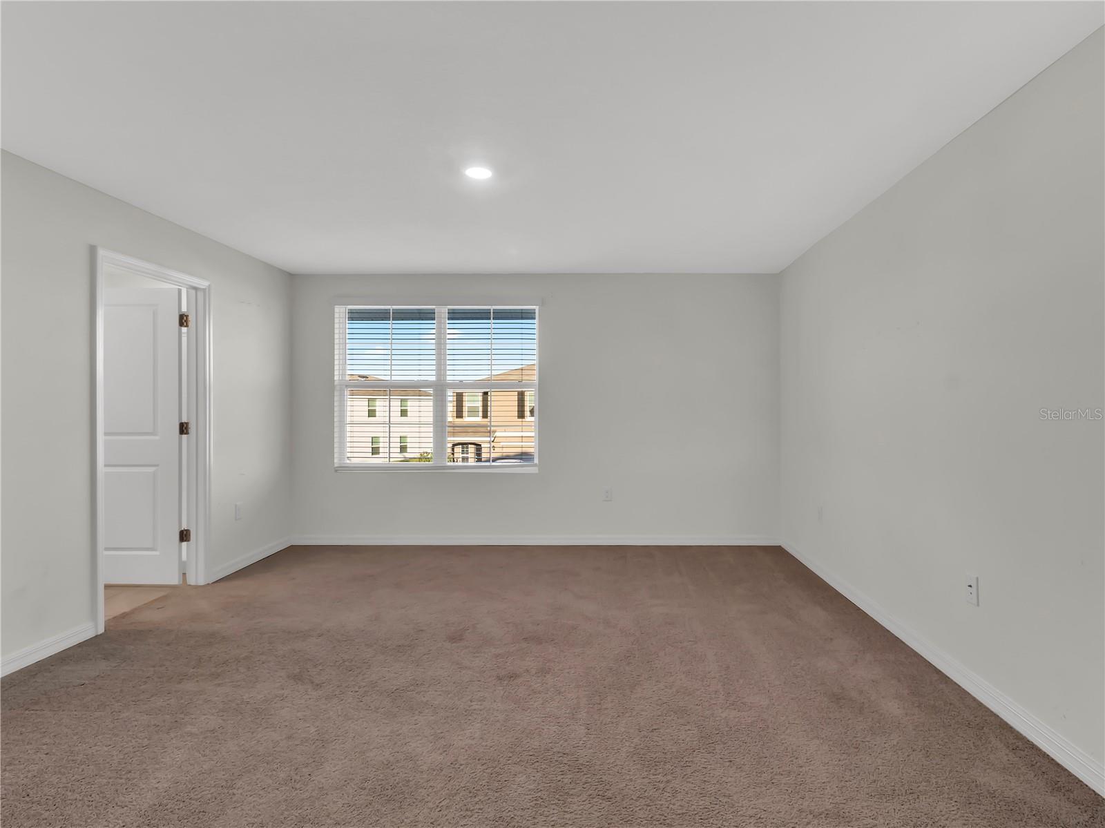 Image 24 of 43 For 16645 Mosaic Oar Drive