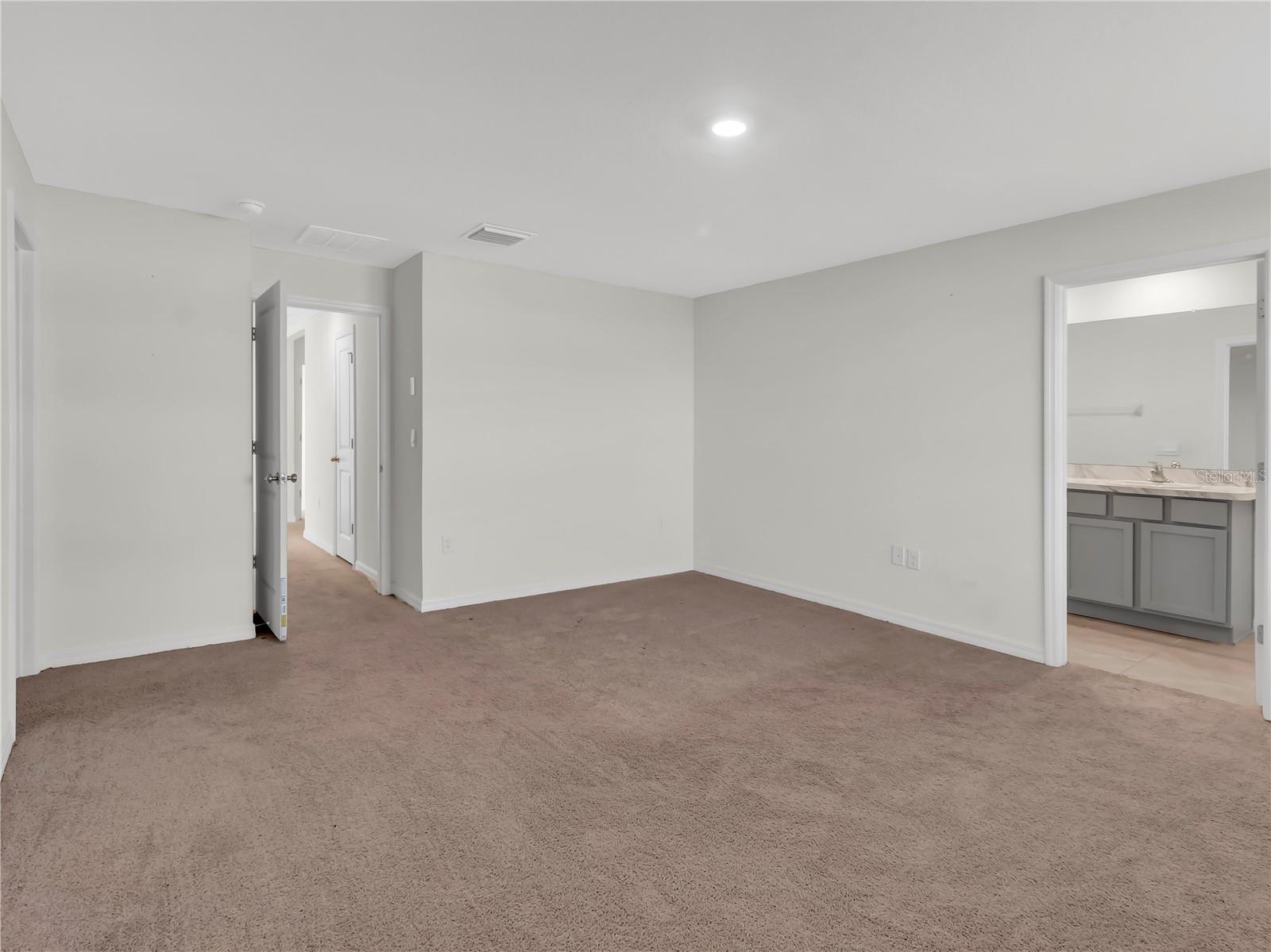 Image 26 of 43 For 16645 Mosaic Oar Drive