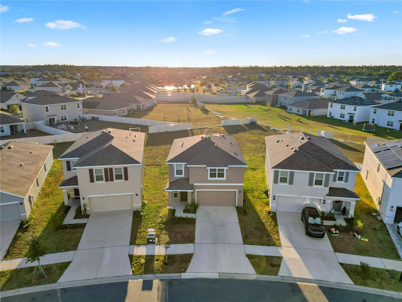 Image 31 of 43 For 16645 Mosaic Oar Drive