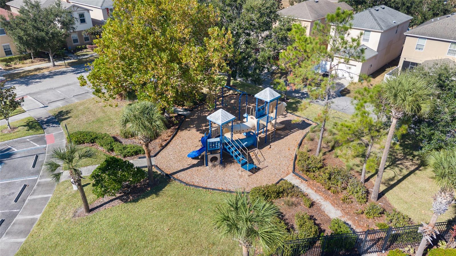 Image 34 of 37 For 5003 Wabash Place