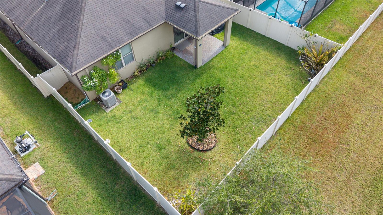 Image 5 of 37 For 5003 Wabash Place