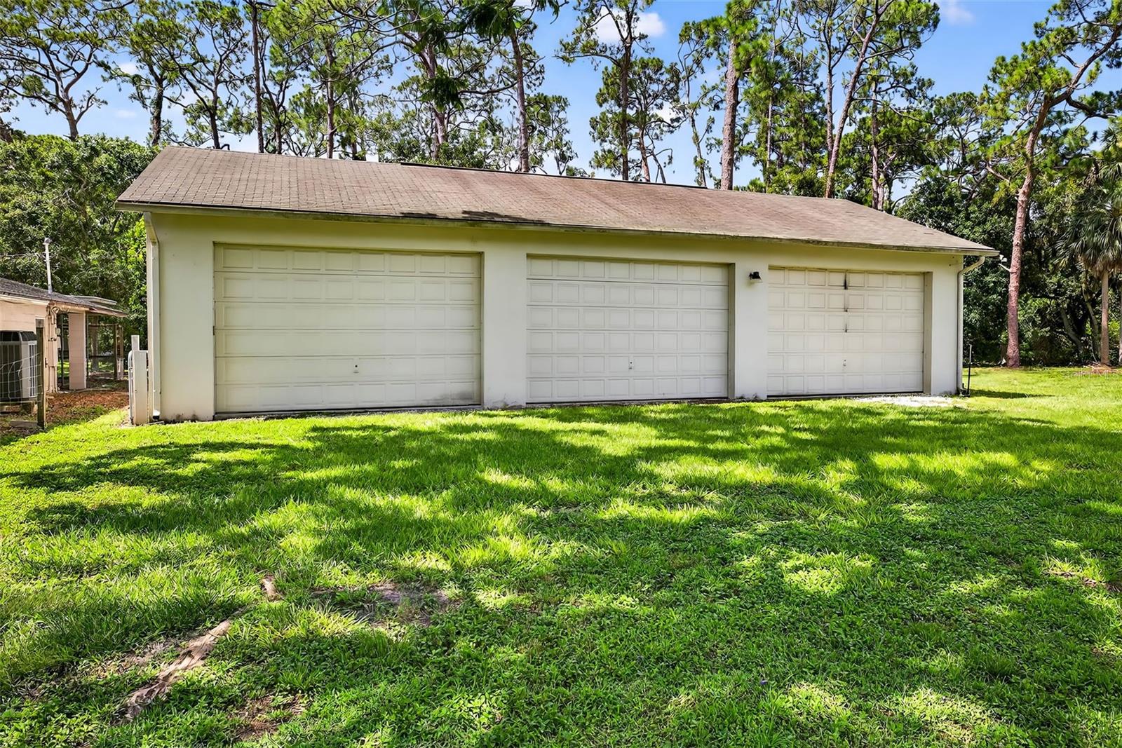 Image 13 of 23 For 6320 66th Avenue N