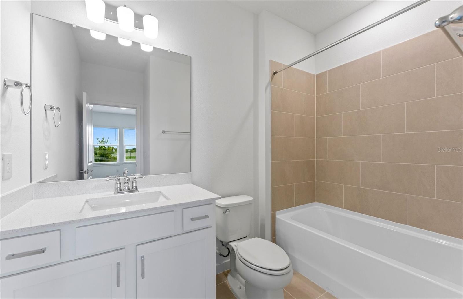 Listing photo id 18 for 37392 Gunnison Drive