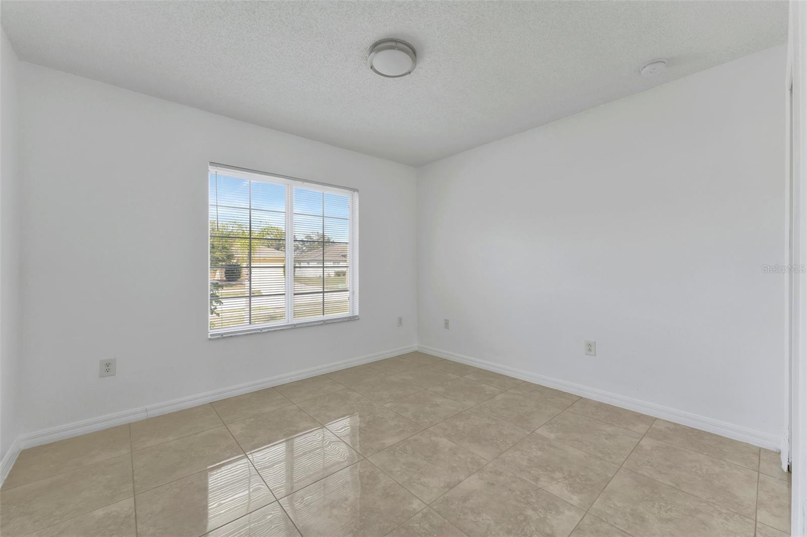 Image 25 of 30 For 11007 Whitecap Drive