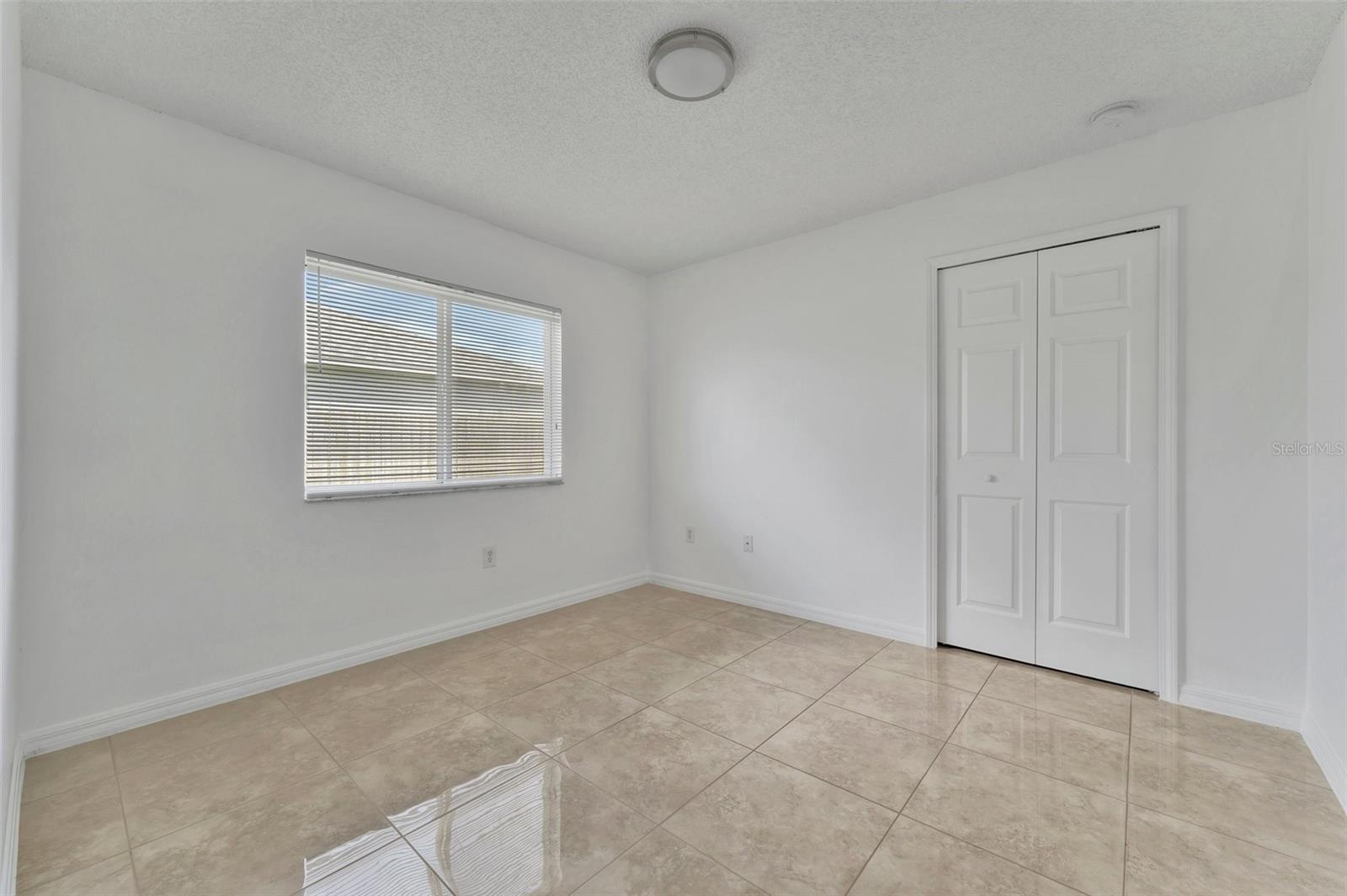 Image 26 of 30 For 11007 Whitecap Drive