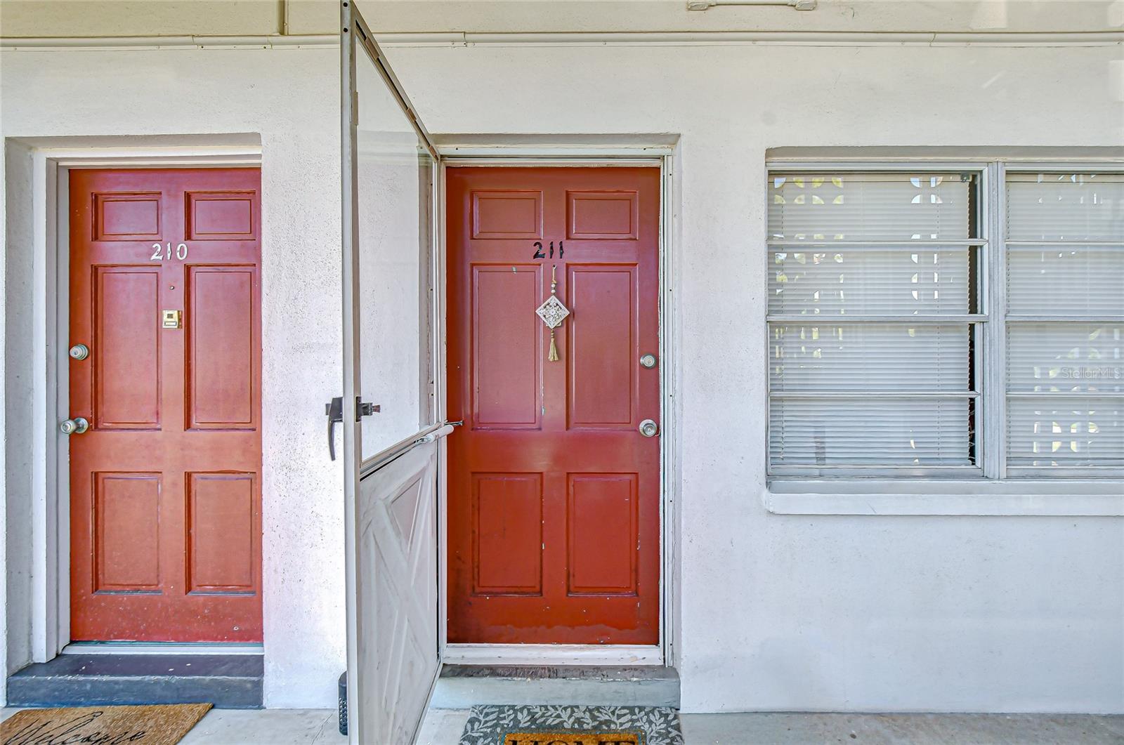 Image 3 of 24 For 5150 10th Avenue N 211