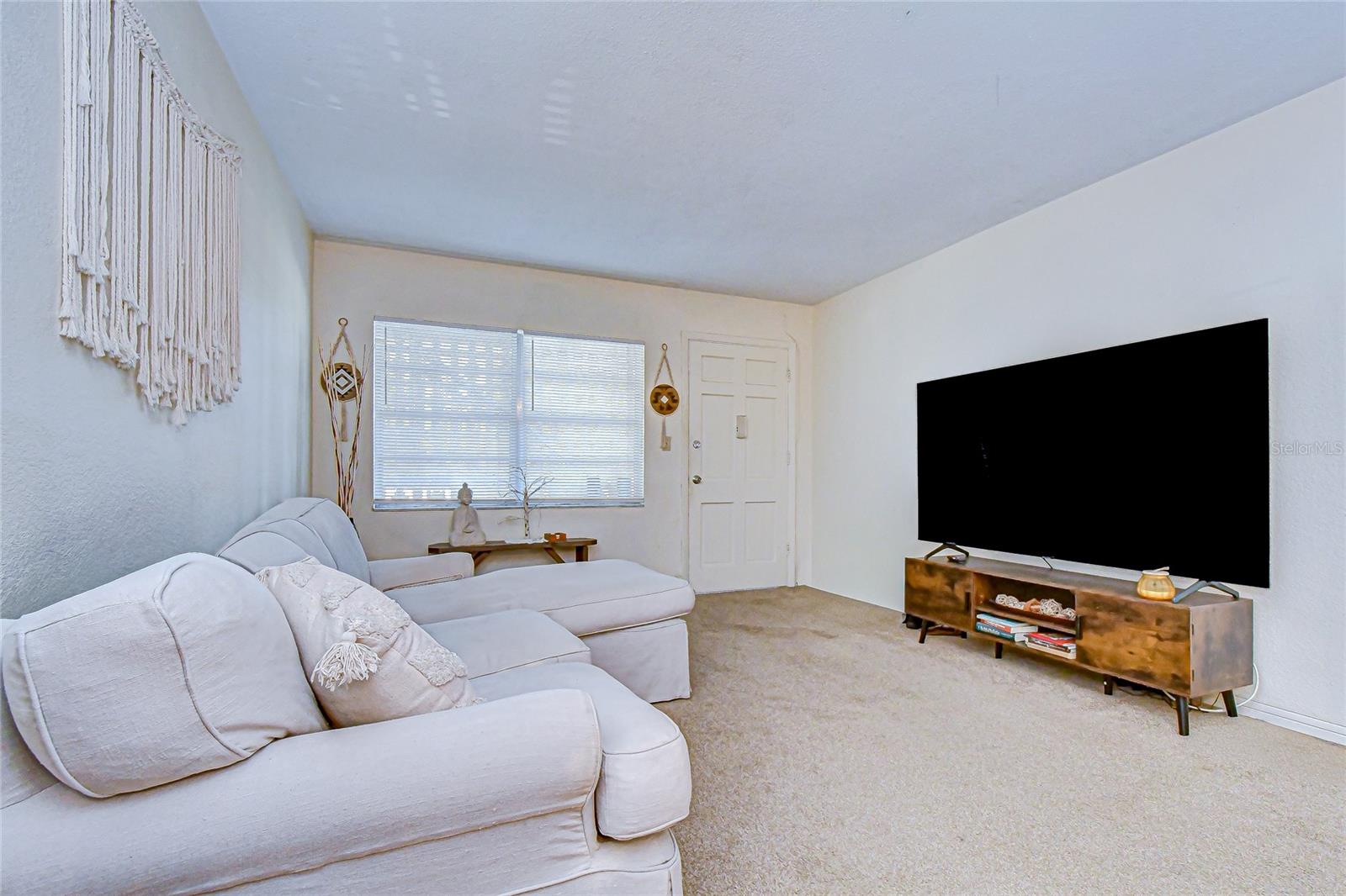 Image 5 of 24 For 5150 10th Avenue N 211