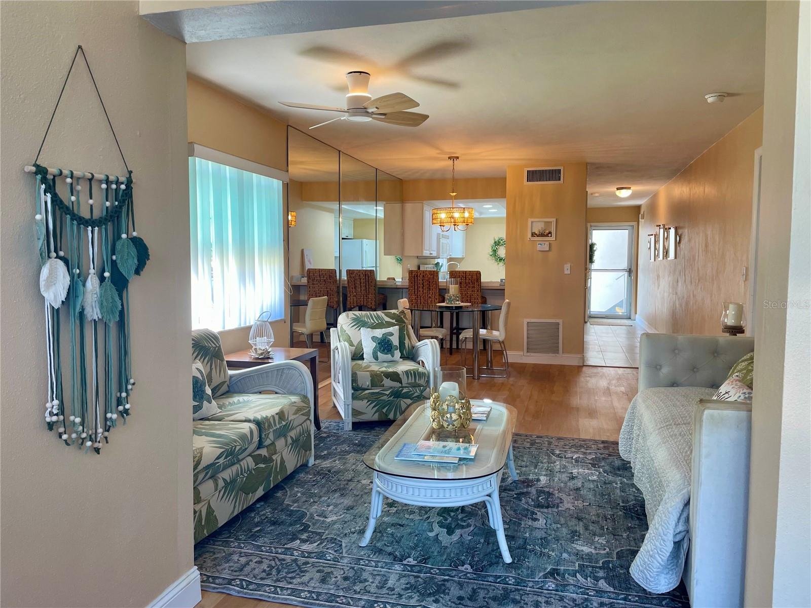 Image 11 of 28 For 400 Glennes Lane 108