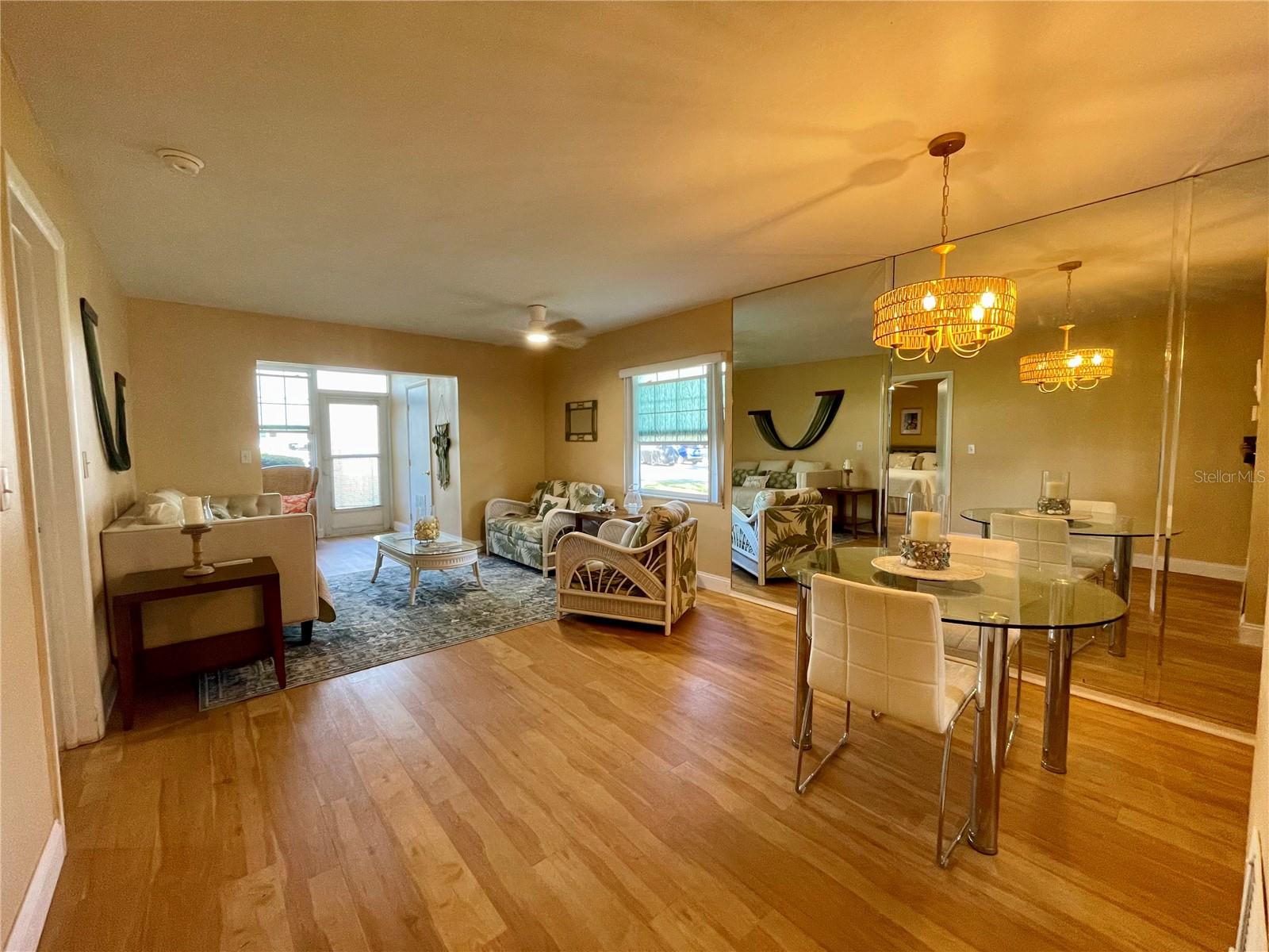 Image 9 of 28 For 400 Glennes Lane 108