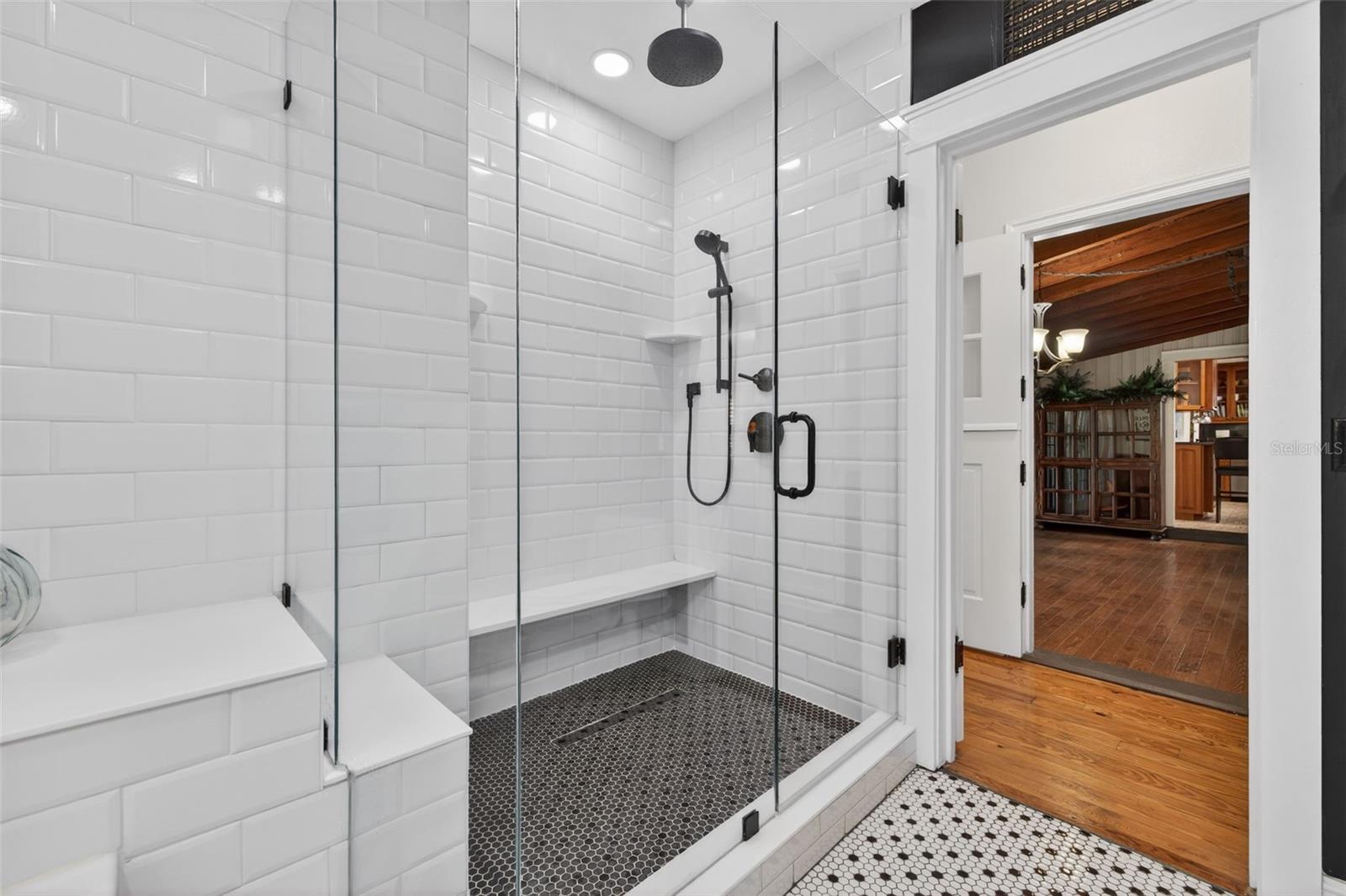 Image 19 of 63 For 737 28th Avenue N