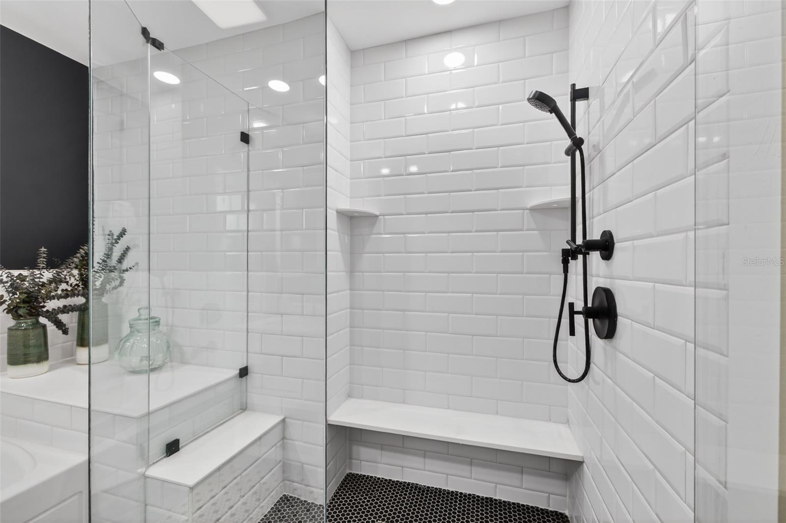 Image 20 of 63 For 737 28th Avenue N