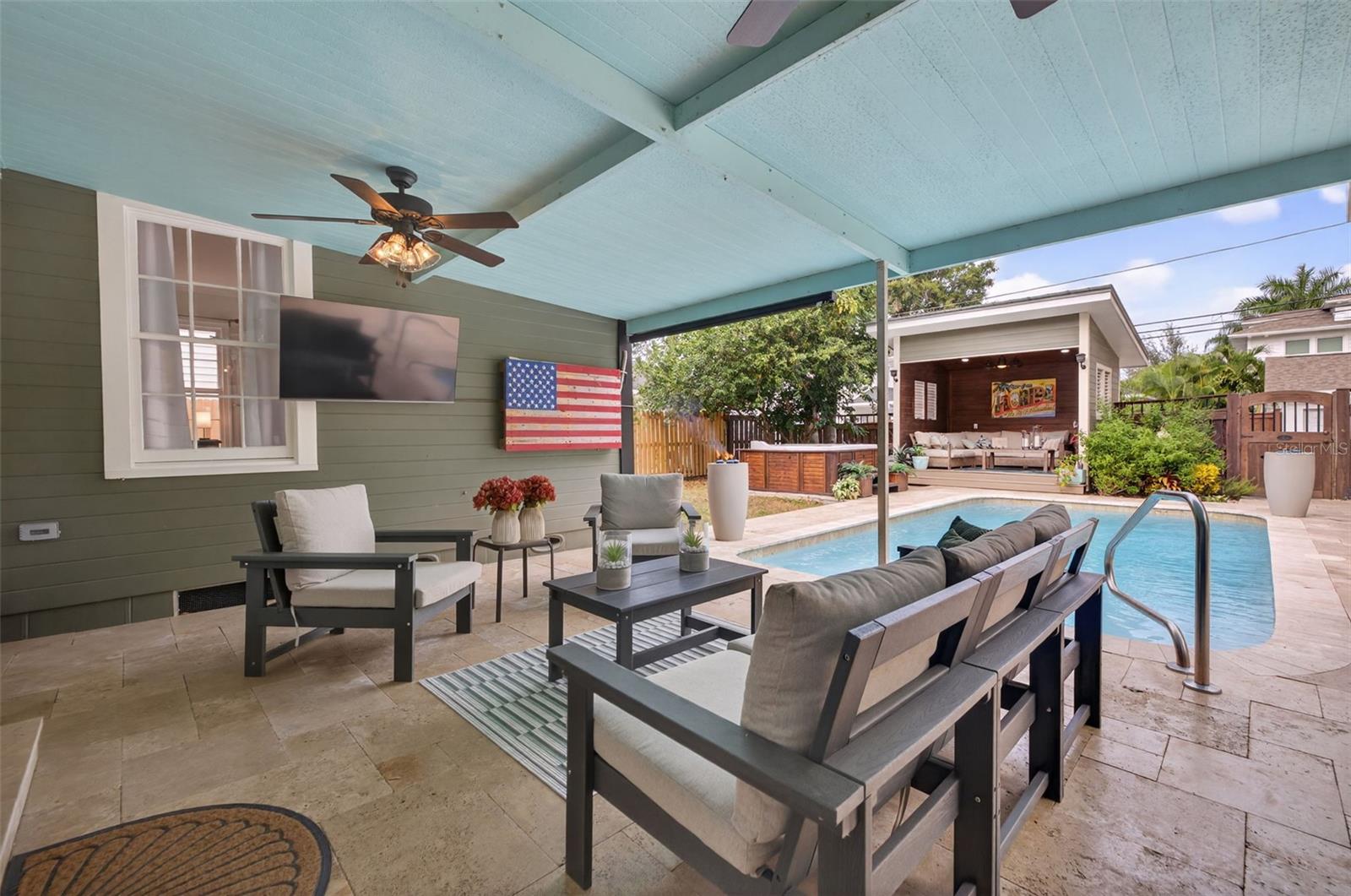 Image 28 of 63 For 737 28th Avenue N