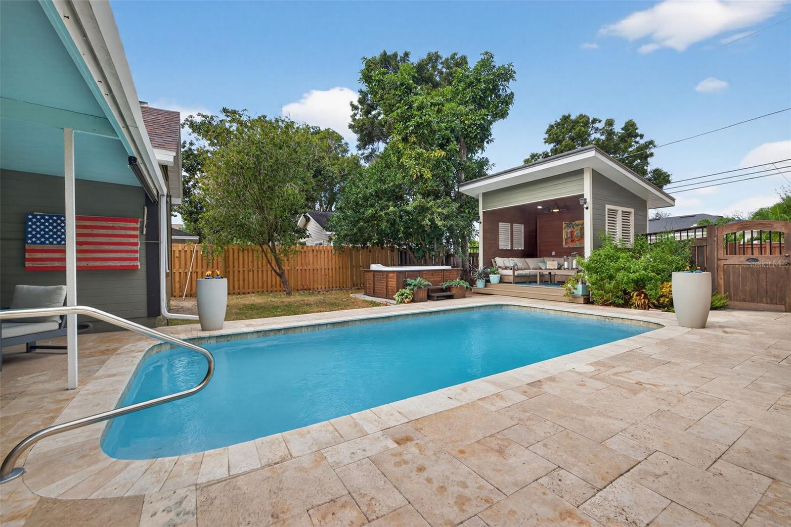 Image 31 of 63 For 737 28th Avenue N