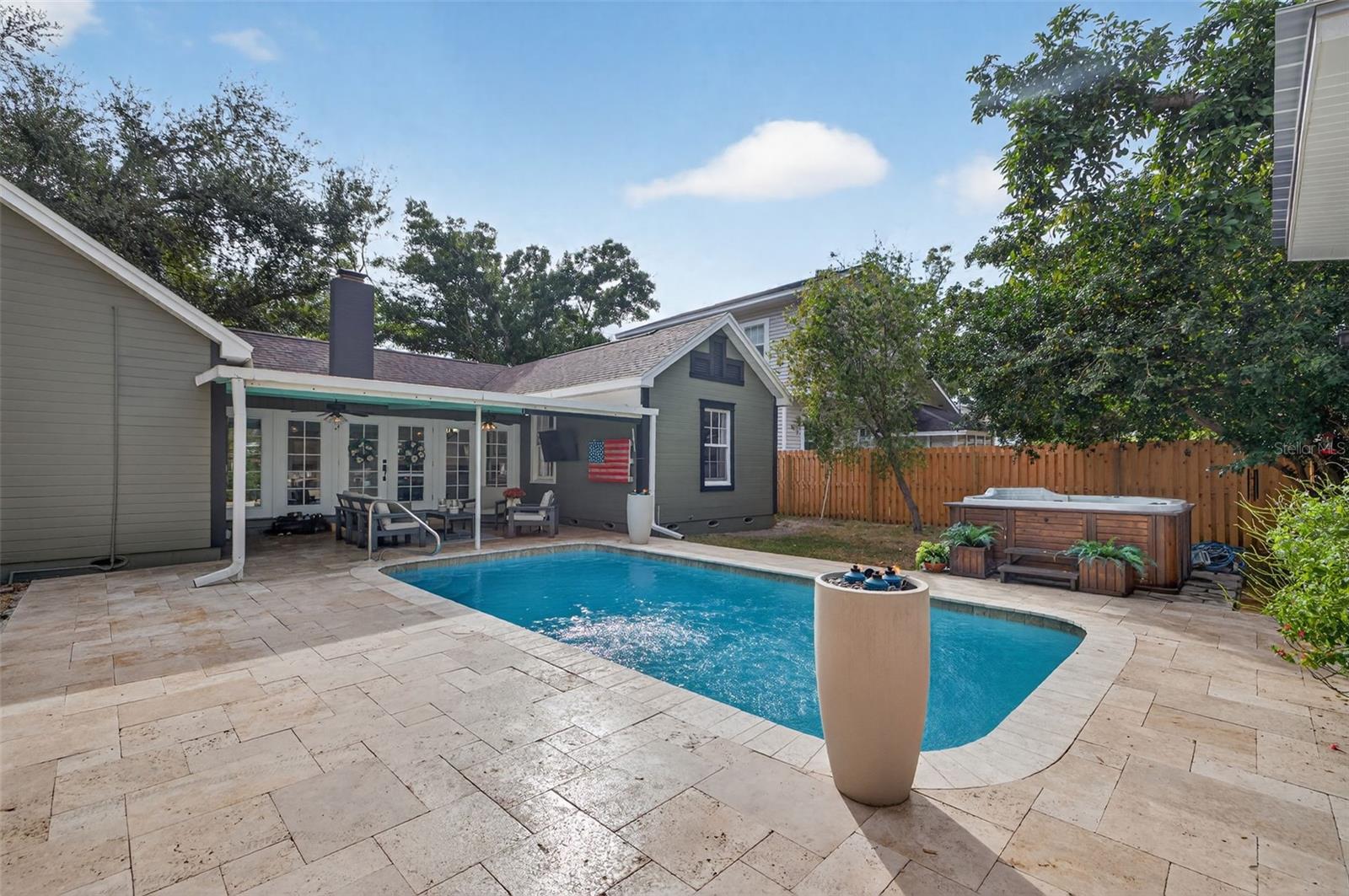 Image 34 of 63 For 737 28th Avenue N