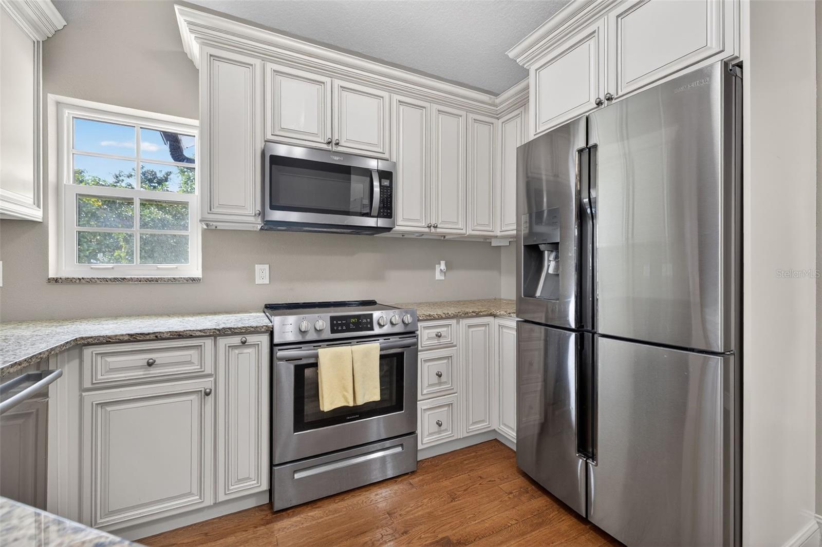 Image 49 of 63 For 737 28th Avenue N