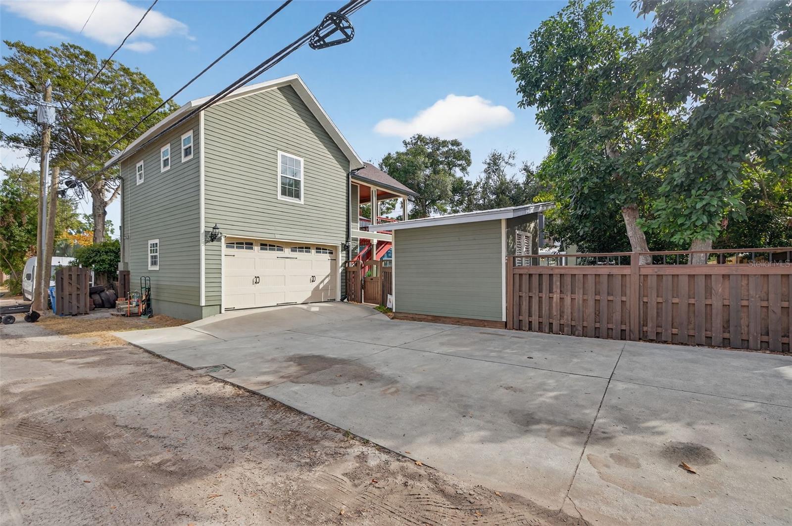 Image 52 of 63 For 737 28th Avenue N