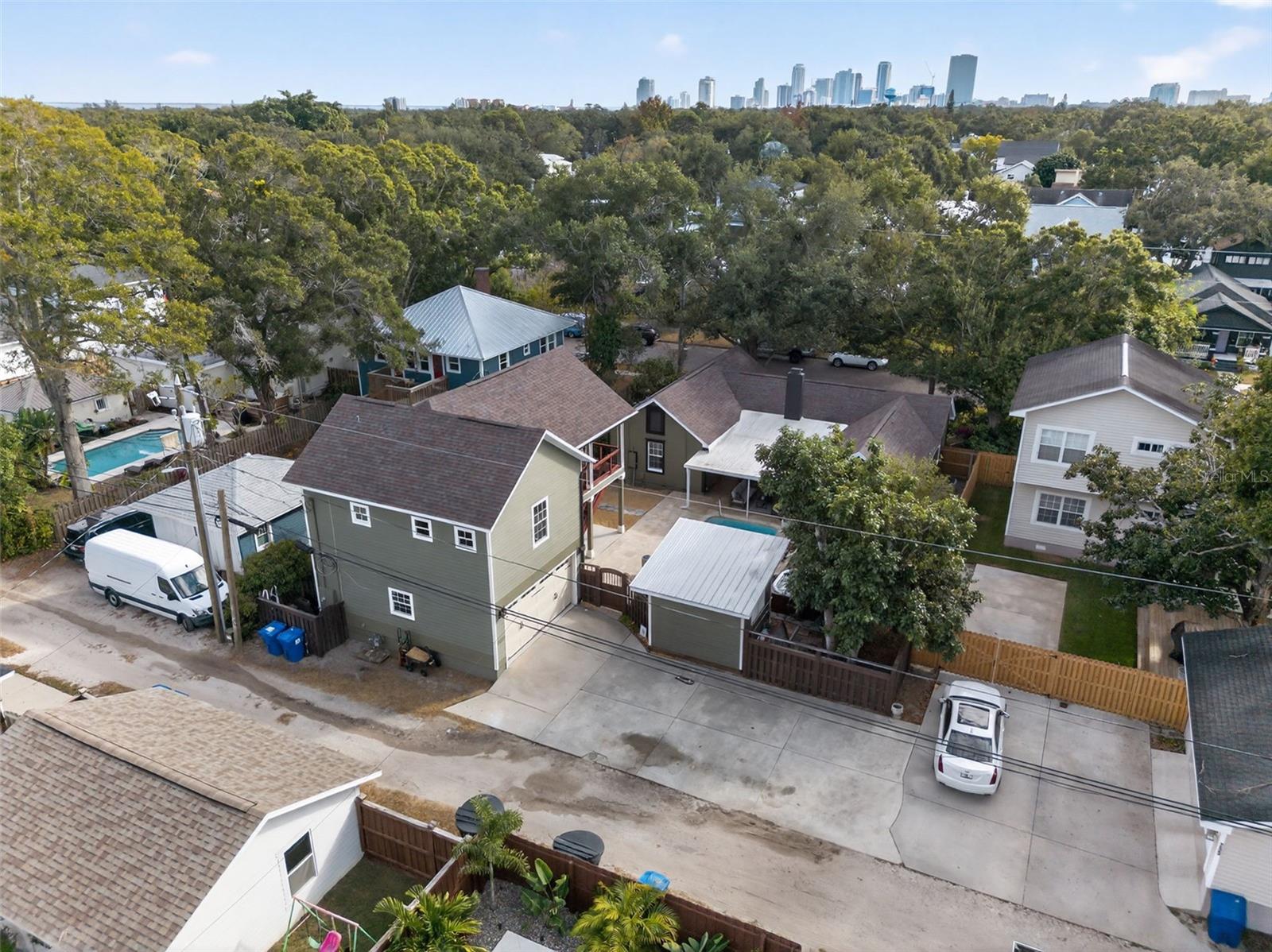 Image 57 of 63 For 737 28th Avenue N