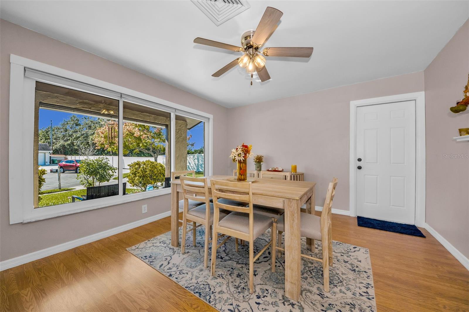 Image 11 of 20 For 8037 Powder Horn Circle