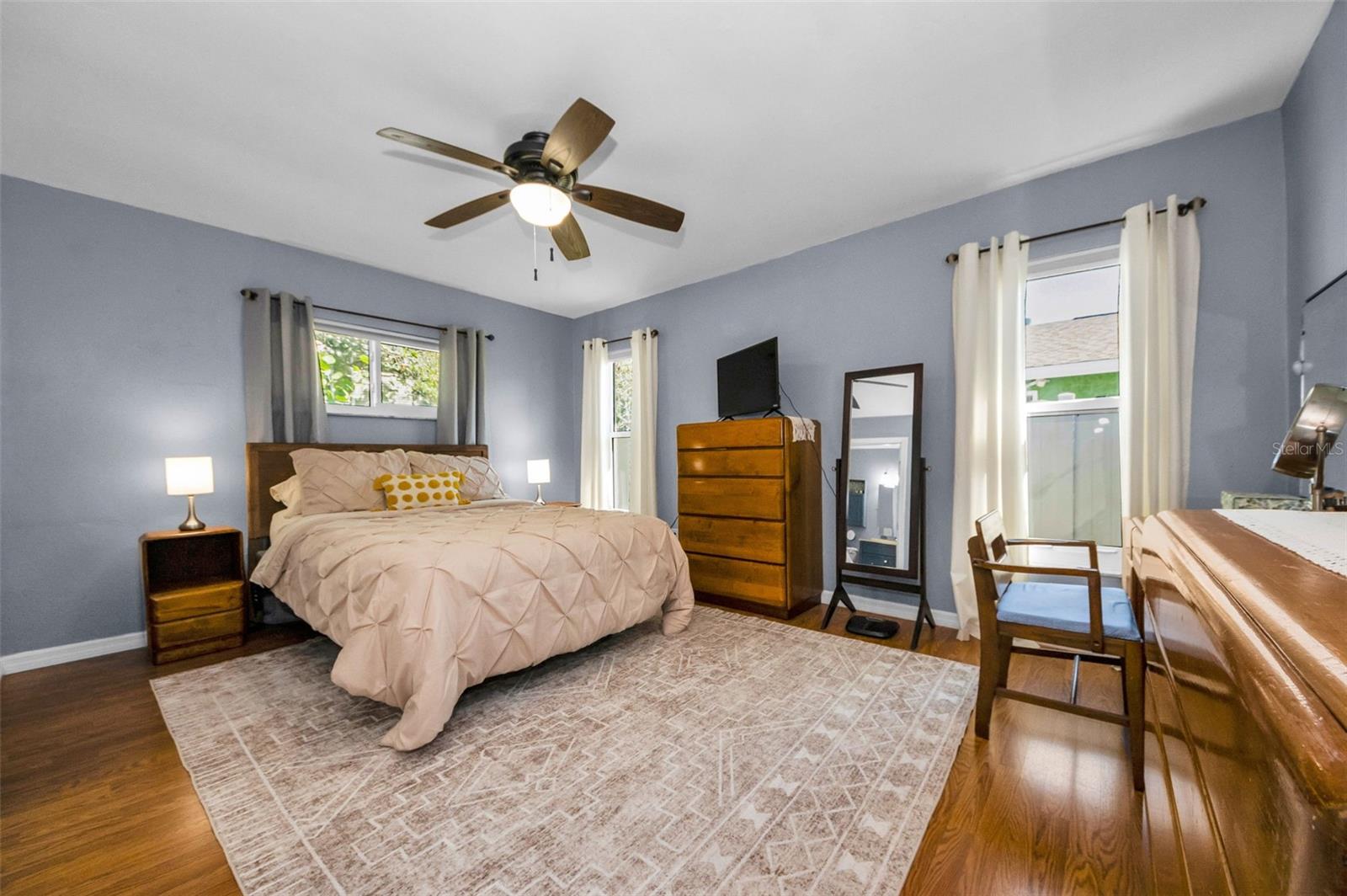 Image 12 of 20 For 8037 Powder Horn Circle