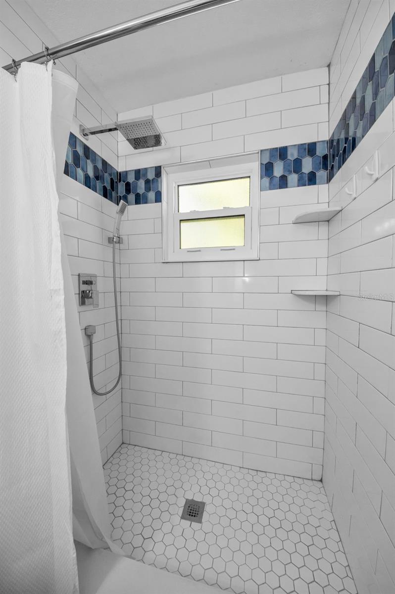 Image 15 of 20 For 8037 Powder Horn Circle