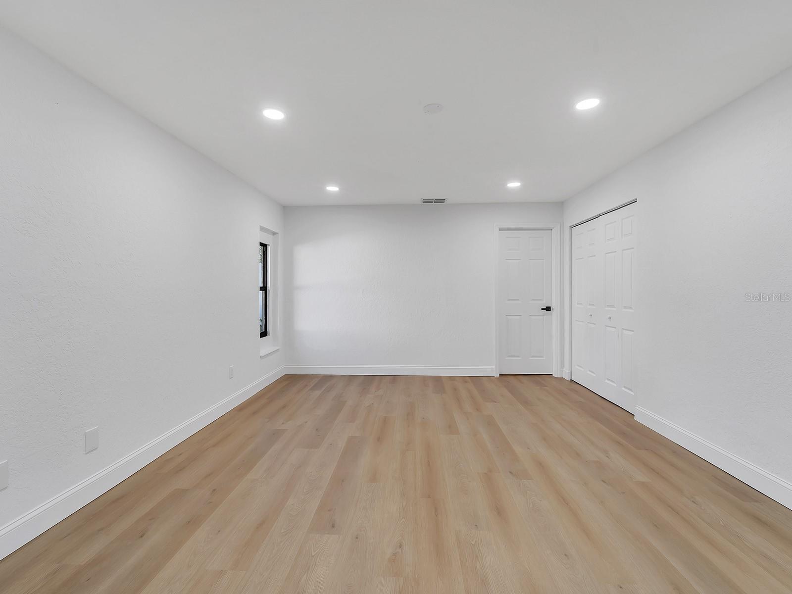 Image 24 of 62 For 602 Penn National Road