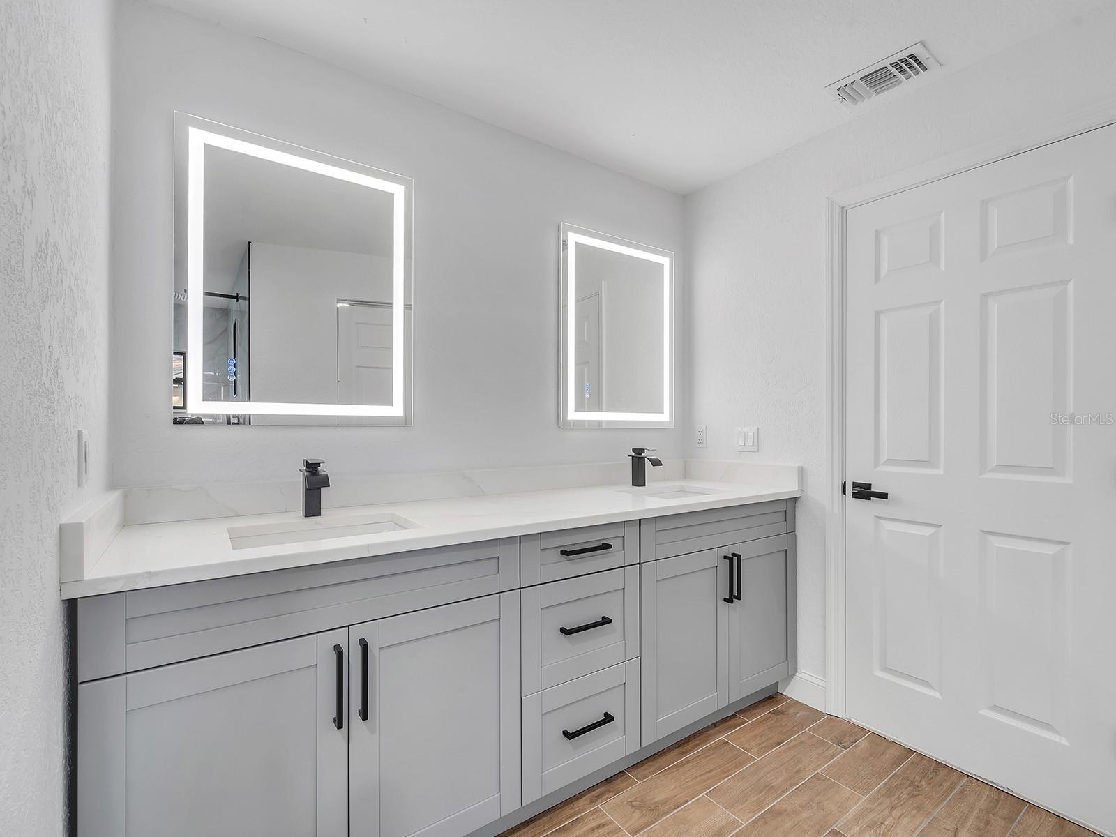 Image 27 of 62 For 602 Penn National Road