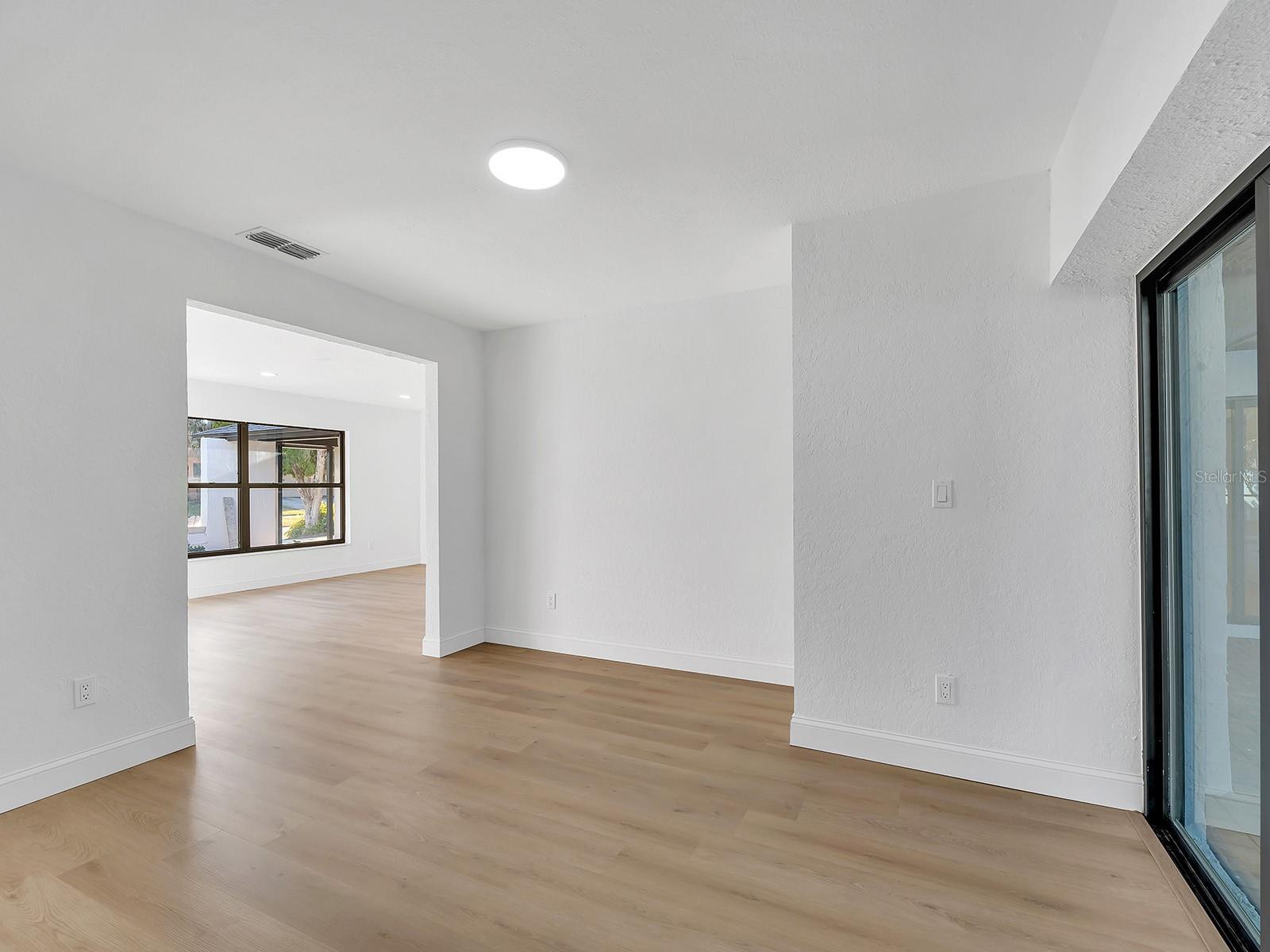 Image 35 of 62 For 602 Penn National Road