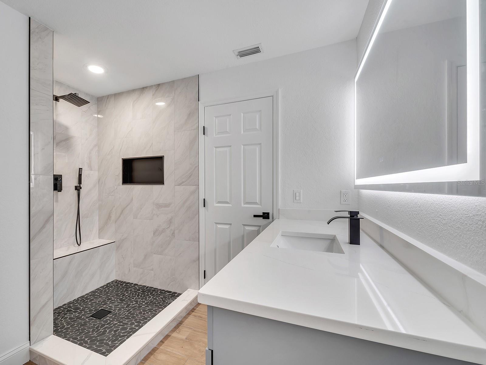 Image 39 of 62 For 602 Penn National Road