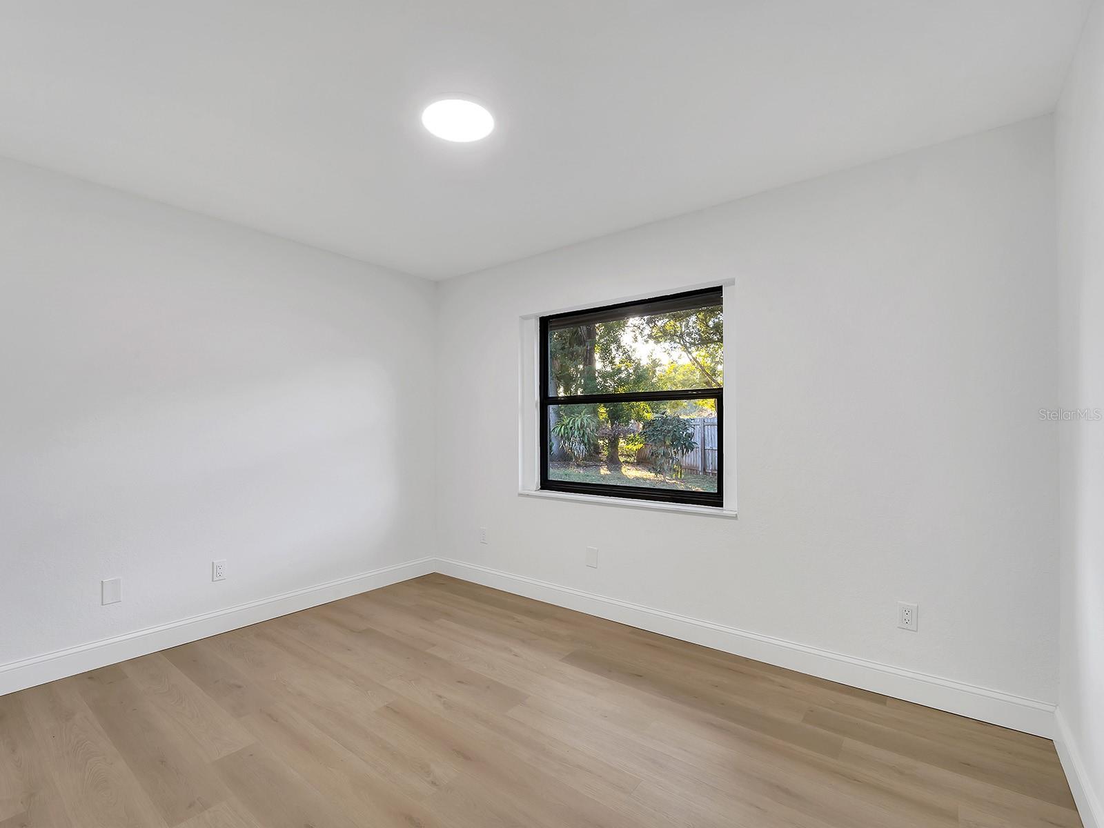 Image 41 of 62 For 602 Penn National Road