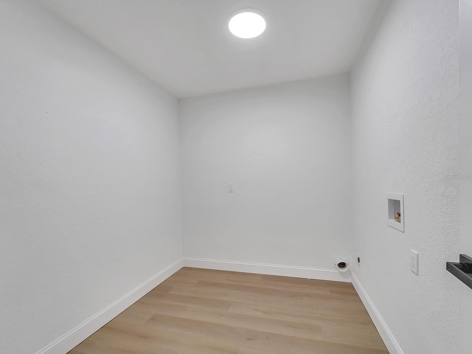 Image 43 of 62 For 602 Penn National Road