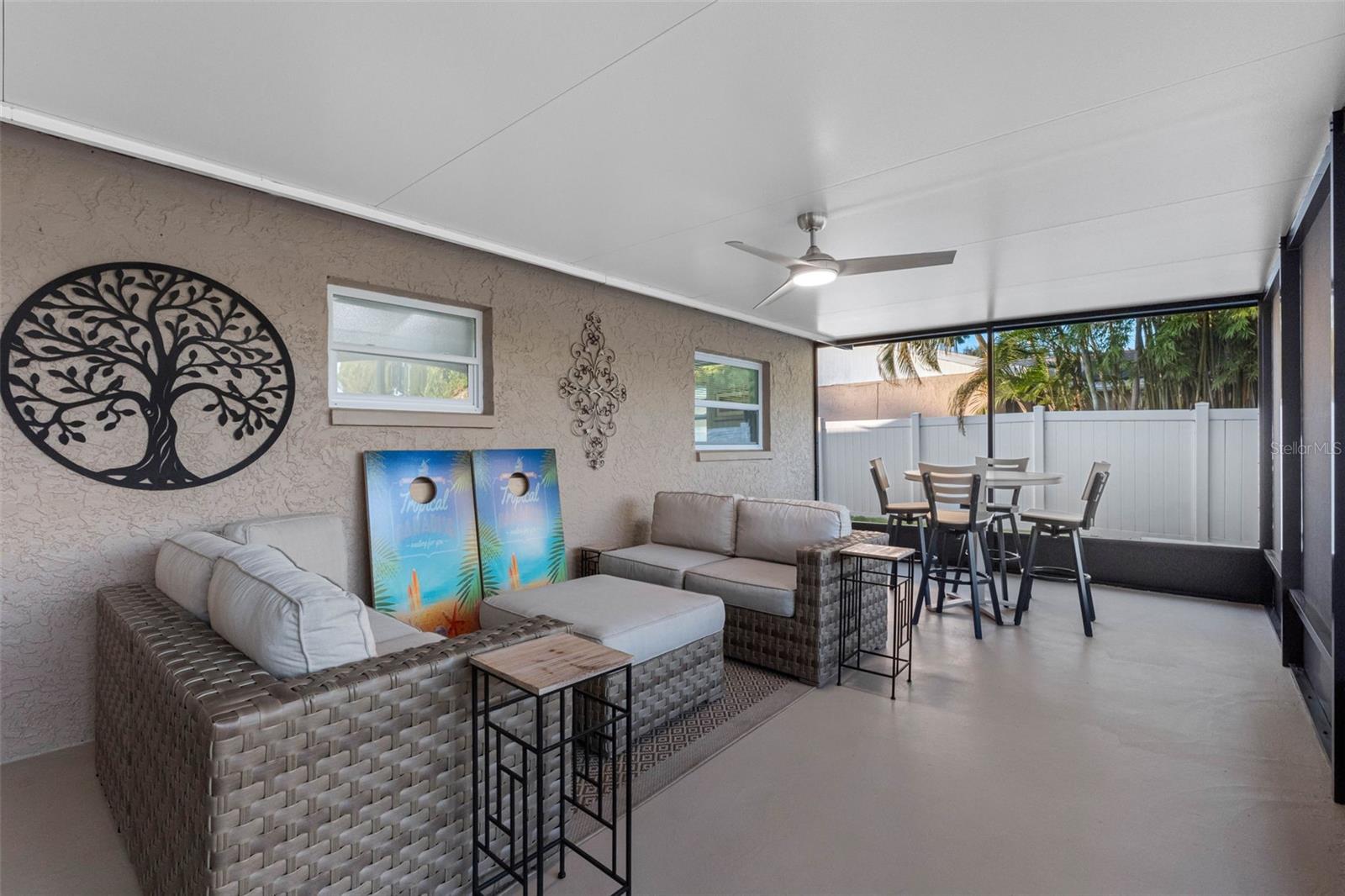 Image 29 of 48 For 8139 129th Lane N