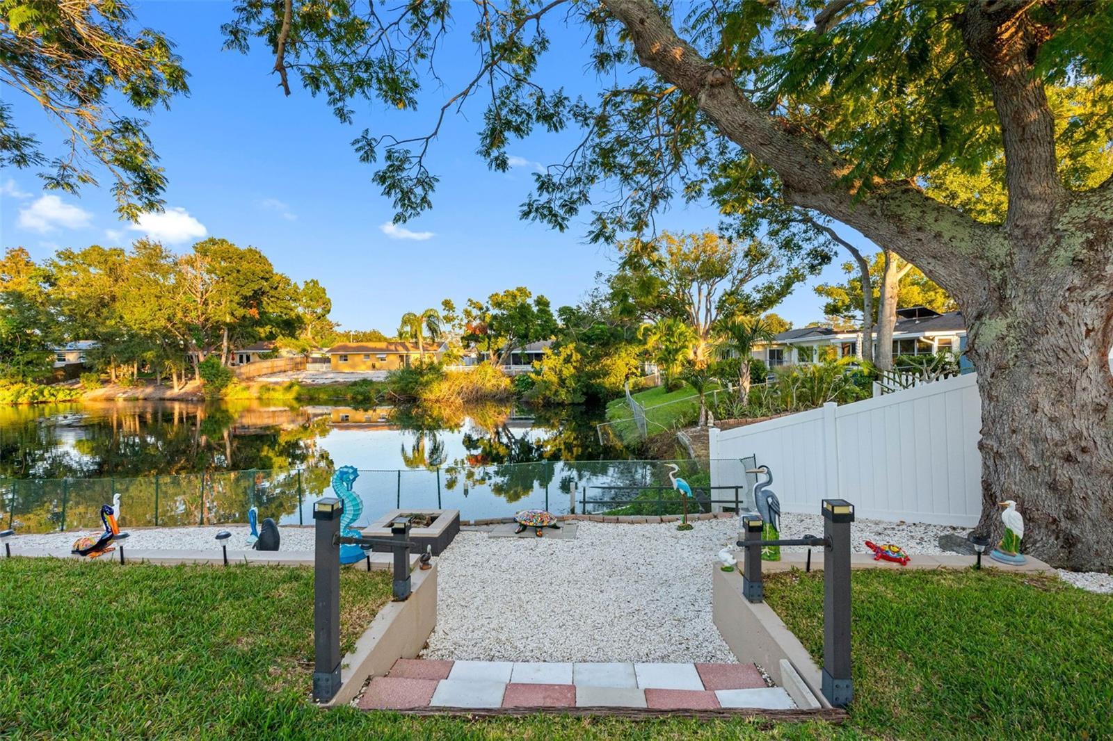 Image 35 of 48 For 8139 129th Lane N