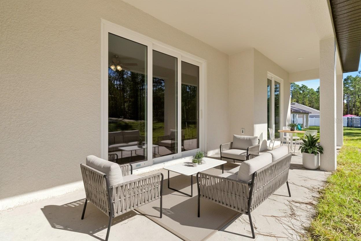 Image 16 of 72 For 13040 Tinamou Avenue