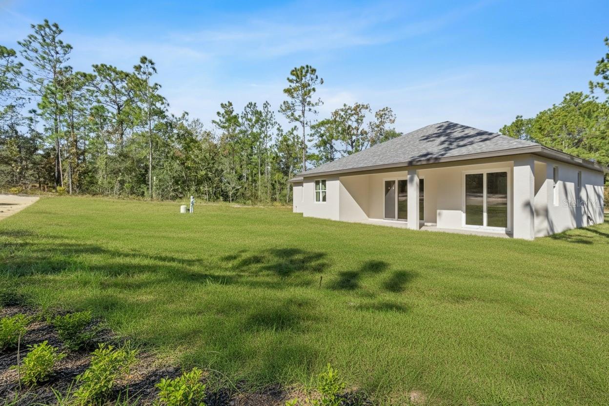 Image 18 of 72 For 13040 Tinamou Avenue